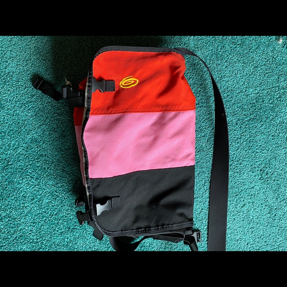 Timbuk2 messenger bag, medium